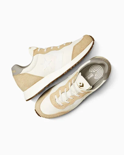 Converse Omega Trainer Last Straw/Egret/Vintage White, Angled View