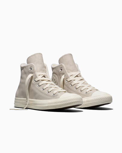 Chuck Taylor All Star Cozy Classic Ecru/Egret, Top and Side View