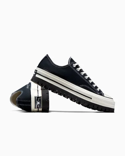 Chuck 70 Lugged Black Trek, Detail Angle View