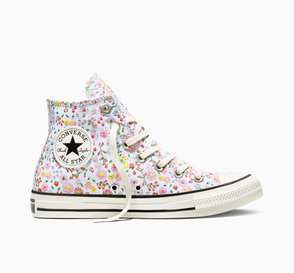 Chuck Taylor All Star Floral Accent Egret/Egret/Cherry Balm