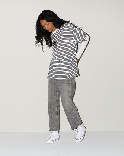 Chuck Taylor All Star Optical White, On Foot Shot 1