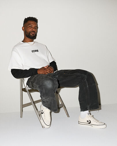 Star Player 76 Premium Canvas Vintage White/Black/Vintage White, On Foot Shot 1