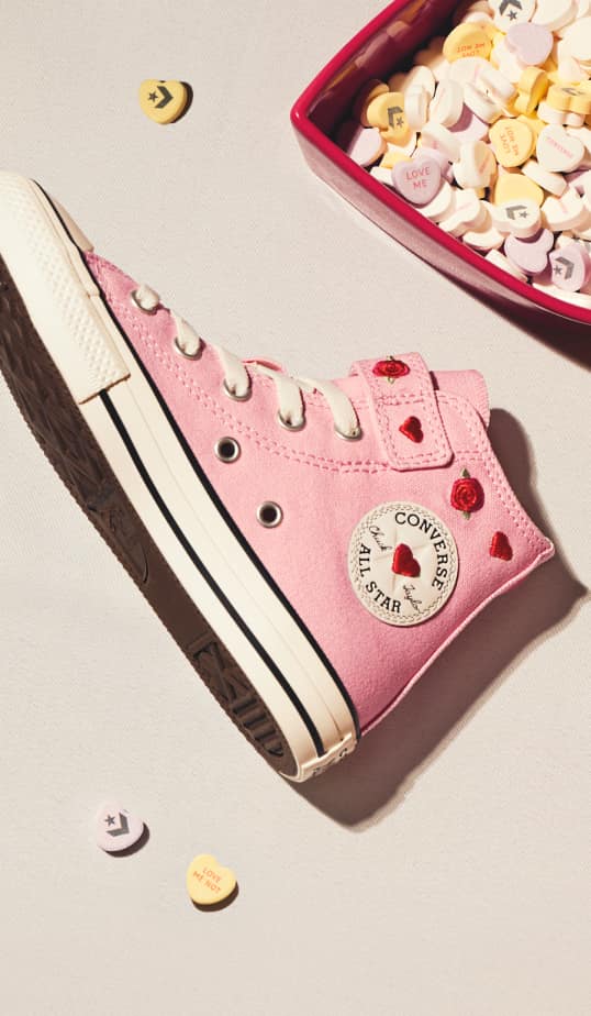 valentines converse junior