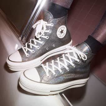 Refine by Holiday Gifts: Give Festive Styles