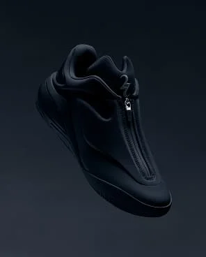 CHARM BLACK