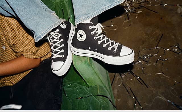 未使用品！CONVERSE Chuck Taylor All Star 28cm Wmn Converse Chuck Taylor All Star Lift Hi 3D Flowers A09099C