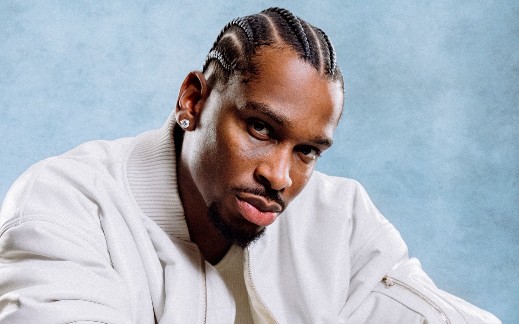 Shai 001: Winter Red