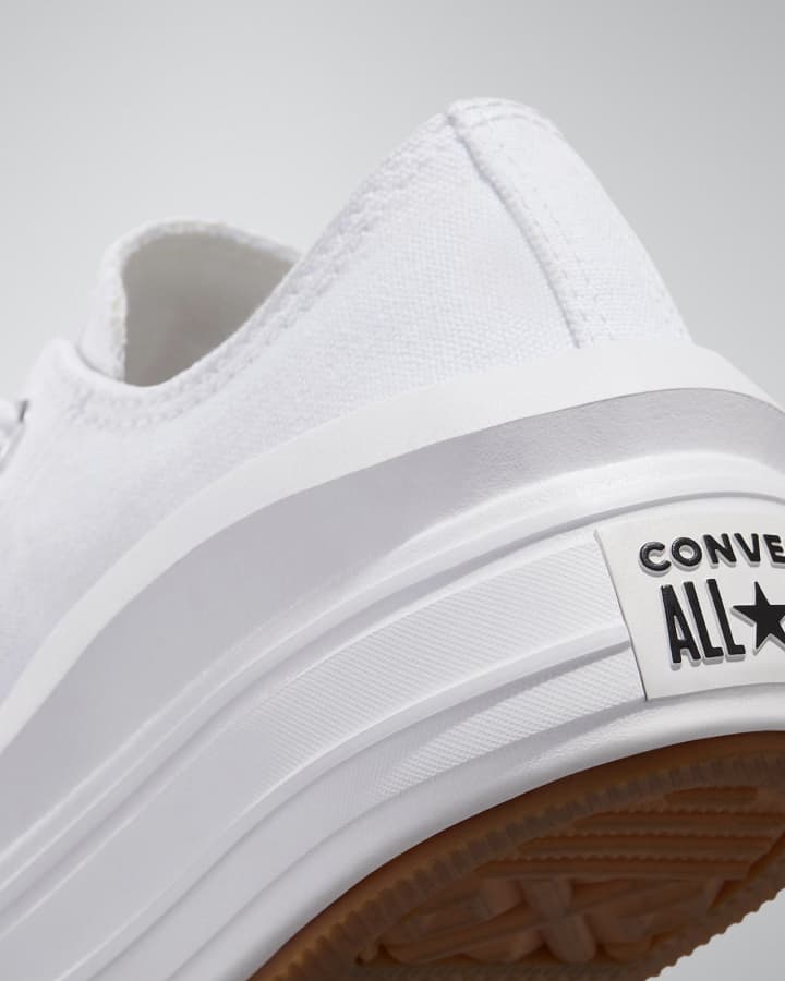 Chuck Taylor All Star Move