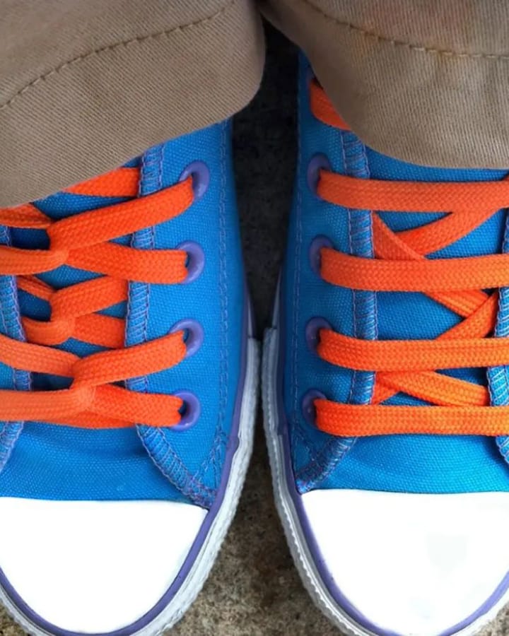 @profshoelace
