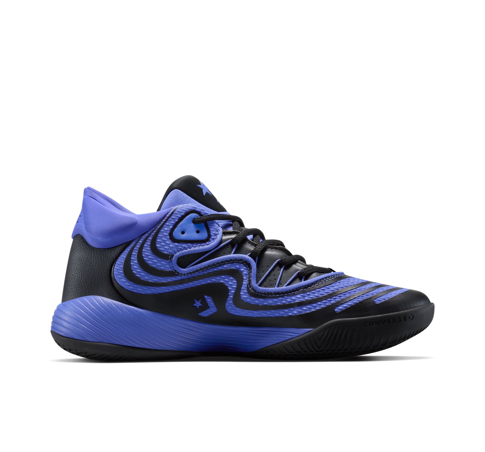 BASKETBALL SHOES